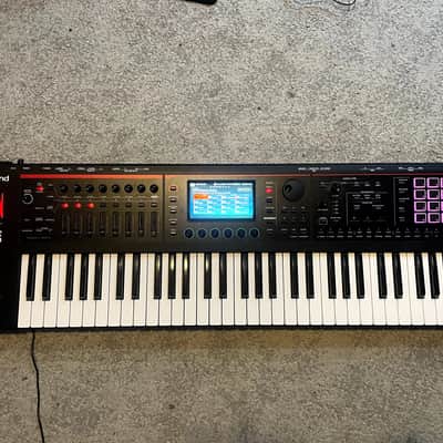 Roland FANTOM-06 61-Key Workstation Keyboard 2022 - Present - Black - Thomann warranty 1 year and a half