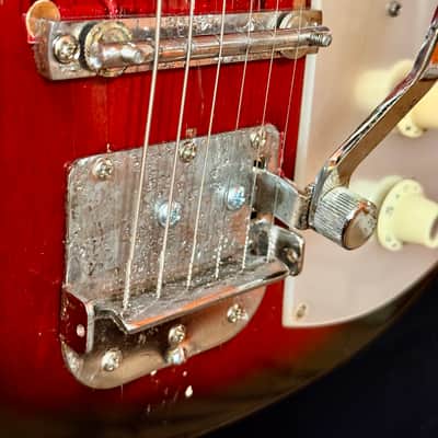 Zenon Teisco TRE-100 1962-64 electric gold foil pickups vibrato Red black burst image 8