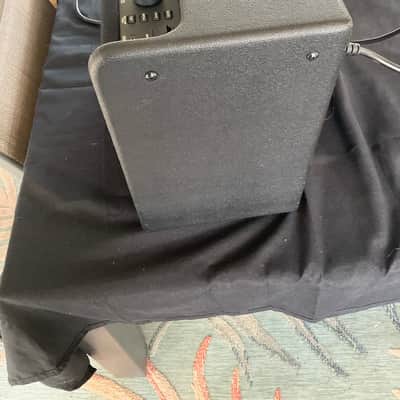 Fender Mustang LT25 Guitar Amplifier image 4