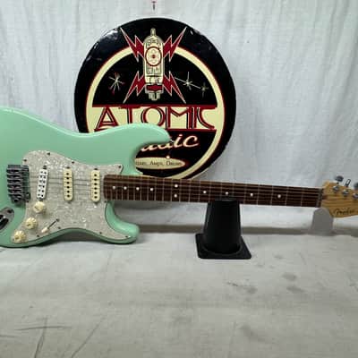 Fender USA Jeff Beck Stratocaster Guitar with Case 2015 - Surf Green / Rosewood fingerboard image 2