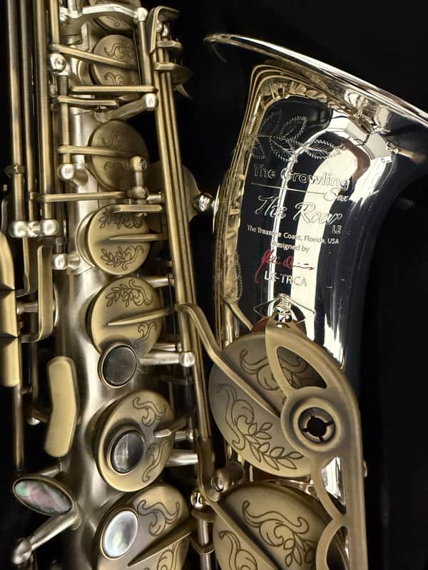 The Growling Sax The Roar 2022-2024 - Silver plated image 1