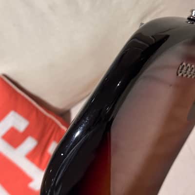 Fender American Deluxe Jazz V 2008 - Tobacco Burst image 16