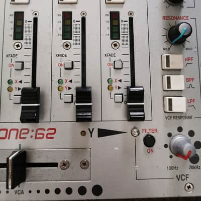 Allen & Heath Xone 62 - DJ Mixer image 5