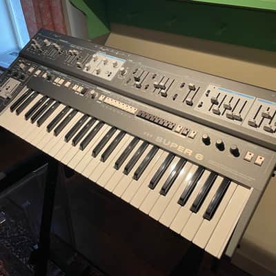 UDO Audio Super 6 12-Voice Polyphonic Binaural Analog-Hybrid Synthesizer with Decksaver and all packaging image 4