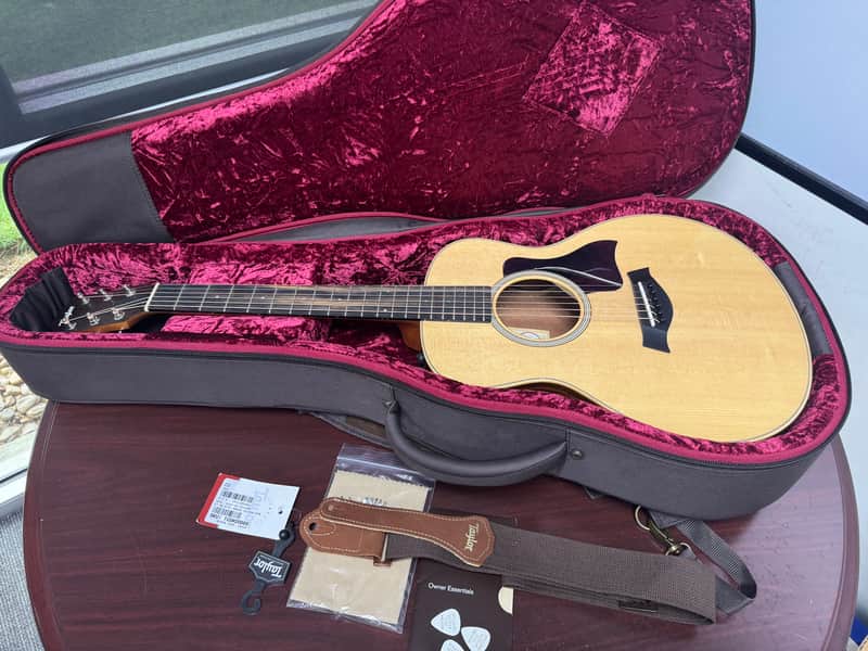 2022 Taylor GS Mini-e Rosewood Plus 2022 - Present - Natural image 1