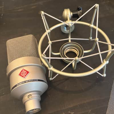 Immagine Neumann TLM 103 Set with EA1 Shockmount 2003 - Present - Nickel - 4