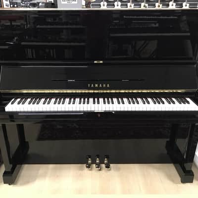 Yamaha U3H Nuovo Ricondizionato 2500379 - Gloss Black image 2