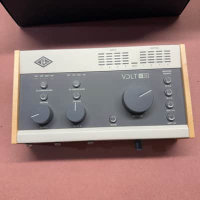 Universal Audio Volt 476 USB-C Audio Interface 2021 - Present - Tan / Gray image 2