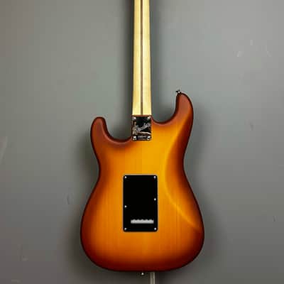 Fender Limited Edition American Performer Timber Stratocaster 2024 - Honey Burst image 10