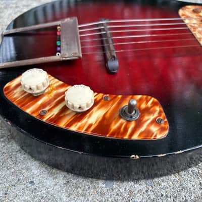 1952 Kay ‘Rex’ K-125 Peanut Red Burst RARE image 3