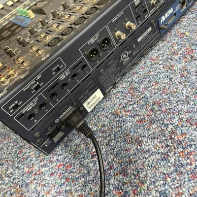 Yamaha 01V96i 16 channel Digital Console with Aviom Card image 3