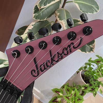 Jackson Dinky DK2 Pro Series RARE Burgundy Mist HH Floyd Rose USA Seymour Duncan Pickups NEW Gator Hard Case MINT CASE QUEEN MiM Super Strat Mexico Mexican Fender Factory image 4