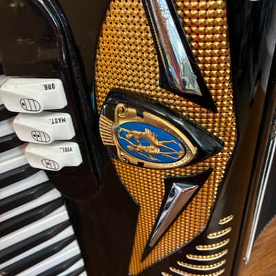 BLACK AND WHITE ARCADIA PIANO ACCORDION LM LIGHTWEIGHT FULLSIZE image 8