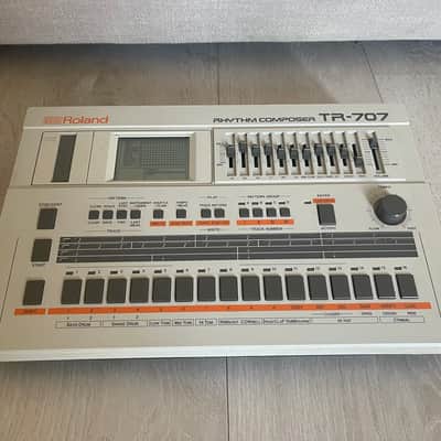 Roland TR-707 Rhythm Composer with HKA ROM and 8 soundsets: 707/727/808/909/LM-1/LM-2/DMX