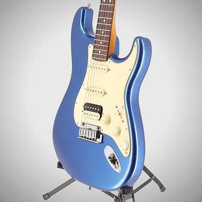 Fender Certified Pre-Owned American Ultra Stratocaster HSS, Rosewood Fingerboard, Cobra Blue (P3) (95046) image 3