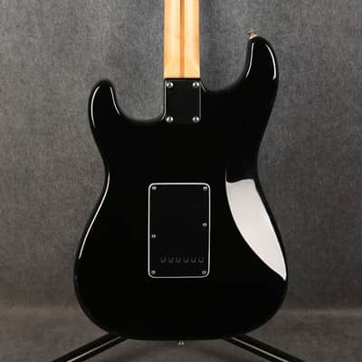Fender Mexican Deluxe Series Stratocaster HH - Black - 2nd Hand image 6