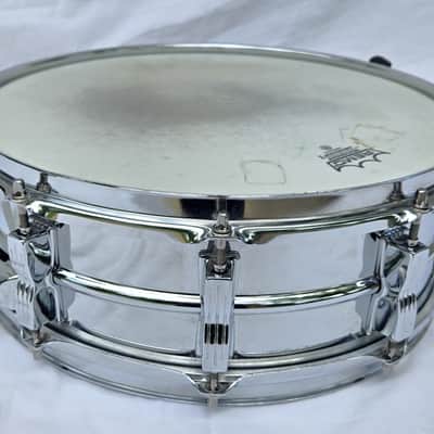 Ludwig 14" X 5" Snare Drum B/W badge serial #864805 w/ Gig Bag image 7