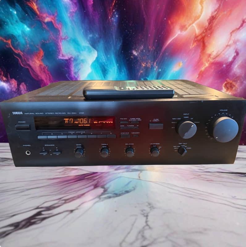 Vintage Yamaha RX-550 Natural Sound Stereo Receiver Hi-Fi & Rmote Made in Japan