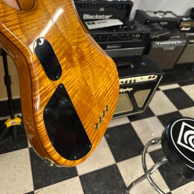 Fender American Deluxe Zone Bass 2001 - 2006 - Amber image 18