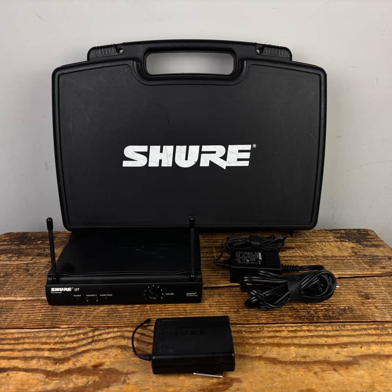 Shure UT UHF Marcad Diversity Wireless Guitar Transmitter and Receiver image 1