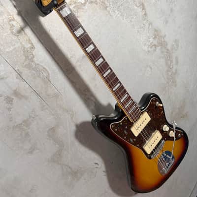 Fender Jazzmaster JM66B Crafted in Japan - Sunburst image 4