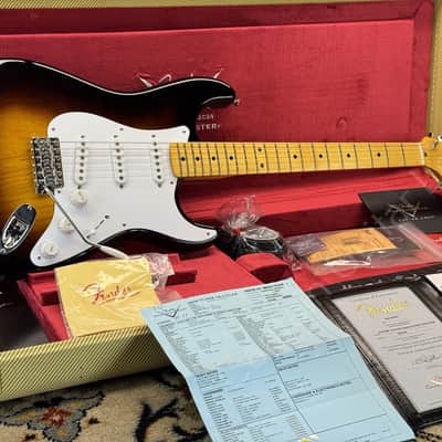 2025 Fender CS - JL24-246 LTD 70th Anni 54 Strat NOS 2TSB - ID 6021 image 2
