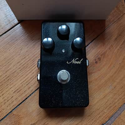 Noel Cornet Revu fuzz pedal, Noir Specialize edition - Russian Big