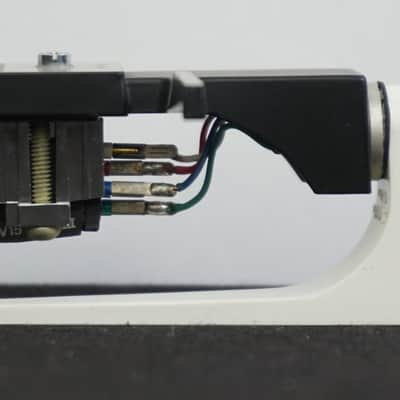 Shure V15 type III Cartridge W/ Super-Track Plus Stylus & Technics Headshell image 3