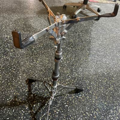 Yamaha Three Stage Concert-Height Snare Drum Stand image 4