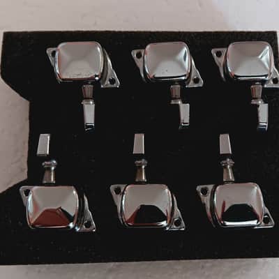 Squier Vintage Die Cast Tuning Machines (Replacement Tuners) 1990s-2000s - Chrome image 1