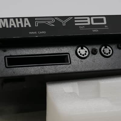 YAMAHA RY30 image 10