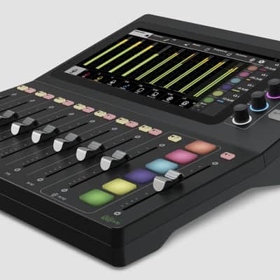 Mackie DLZ-CREATOR 12 Channel Digital Mixer image 2