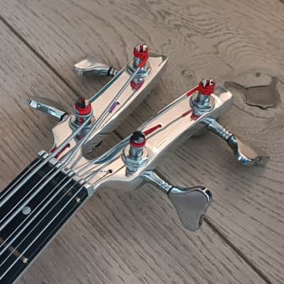Kramer XL 8 string bass 1980 Red image 9