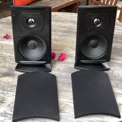 Definitive Technology ProCinema ProMonitor 100 Bookshelf Or Satellite Speakers  Definitive Technology ProCinema ProMonitor 100 Bookshelf Or Satellite Speakers image 5