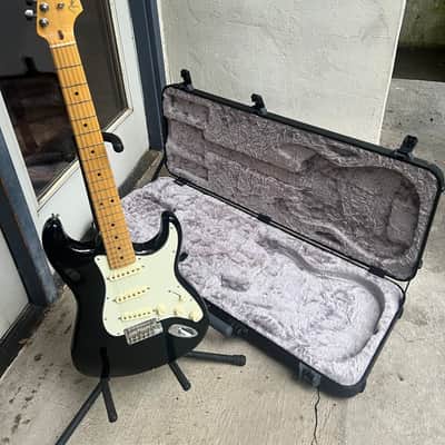 Fender American Professional II Stratocaster with Maple Fretboard 2020 - Present - Black image 24