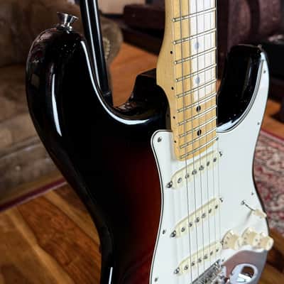 Fender American Standard Stratocaster MN 3-Color Sunburst - 60th Anniversary - incl. Case image 9