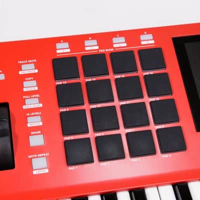 AKAI MPC Key 37 [Display Outlet Special Price Item] image 3