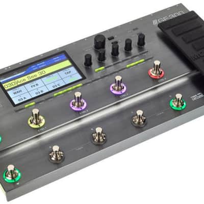 Mooer GE-300 Guitar Multi-Effects Processor w/ Synth Engine, Artist Demo Unit image 7
