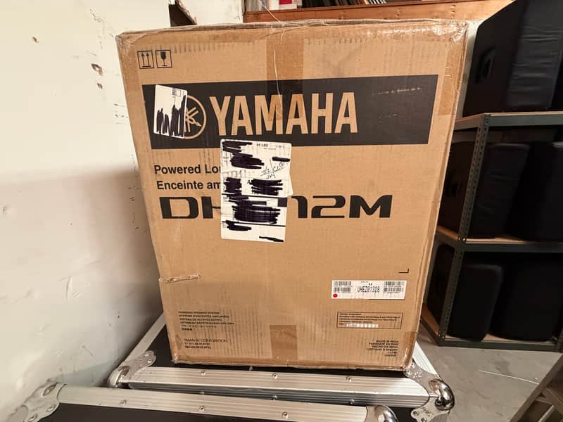 Yamaha DHR12M 1000-Watt Coaxial 12" Active Floor Monitor Loudspeaker 2021 - Present - Black image 1