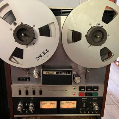 Immagine PLEASE READ DESCRIPTION!!! TEAC A-6300 1/4" 10.5 inch 4-Track Auto Reverse Reel to Reel Tape Deck Recorder 1970s - Silver - 1