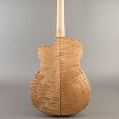 Goodall MGC 1999, Natural image 8
