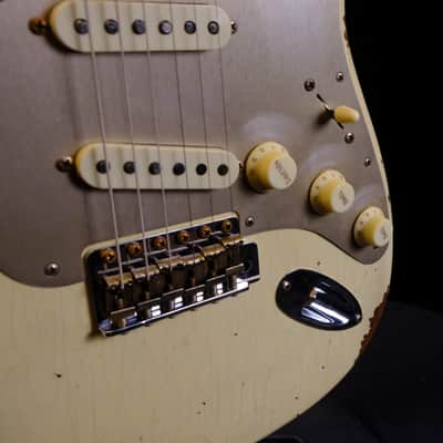 2024 Fender Custom Limited Edition Roasted "Big Head" Stratocaster® Relic® - Aged Vintage White image 11