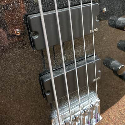 1990 Hamer Chaparral 5 String Bass with case. image 4