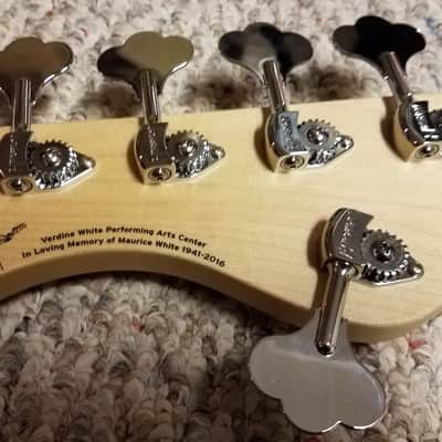 Sadowsky Verdine White Satin PJ White Satin image 7