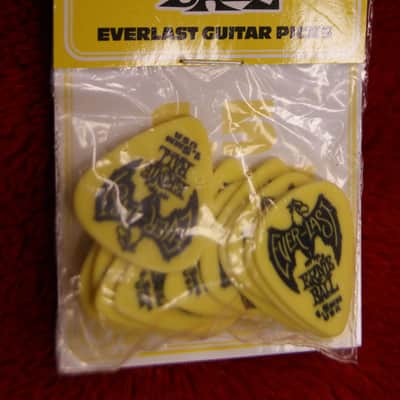 Ernie Ball Everlast 1.5mm delrin guitar picks - pack of 12 image 1