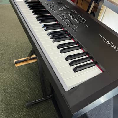 Yamaha S90 XS 88-key Master Keyboard 2009 - Present - Black