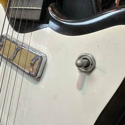 1960s Harmony Bobkat 2 Pickup Sunburst image 7