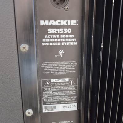 Mackie SR-1530 powered 3 way PA speakers excellent-used speakers for sale image 8