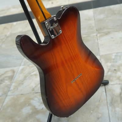 Fender Modern Player Telecaster Plus in Honey Burst (2014) image 3