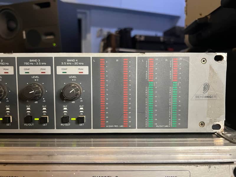 BEHRINGER COMBINATOR MDX8000 コンプレッサー Behringer Combinator MDX-8000 | Reverb